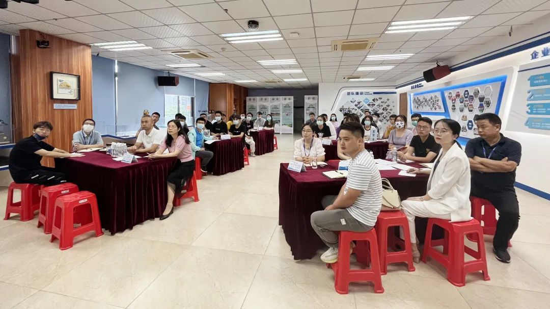 勤学务实，，，，，，这就是js555888金沙老品牌人！